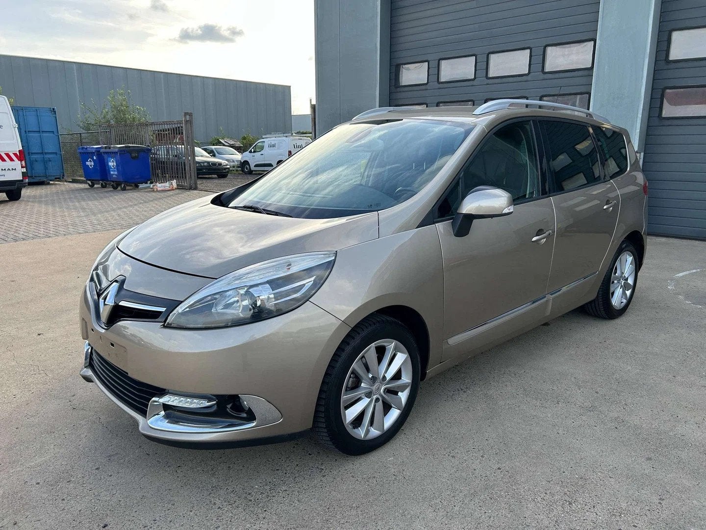 Renault Scénic, Achat, Entreprise, 5 portes, Capteur de stationnement