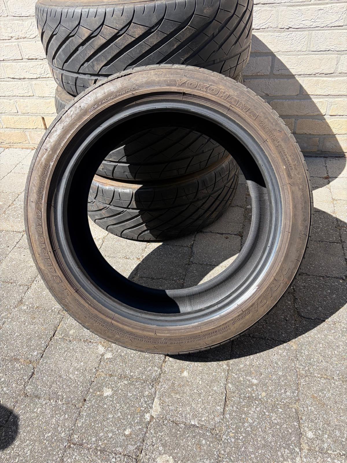 Set van 4 Yokohama banden 205/45 R16 87V (In goede staat), Auto-onderdelen, Ophalen, Band(en)
