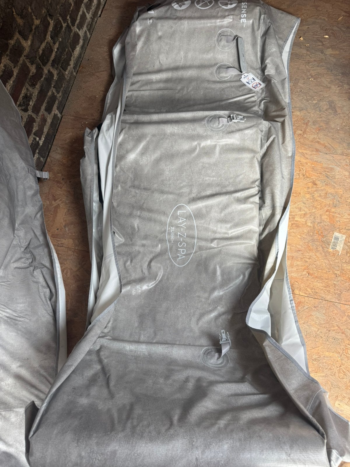 Contour/housse spa jacuzzi bestway zurich sans liner, Enlèvement, Neuf