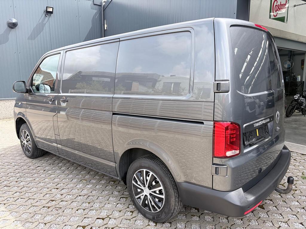 Volkswagen Transporter T6.1 - 150 PK/2 schuifdeuren/carplay, Auto's, Volkswagen, Voorwielaandrijving, Stof, Gebruikt, 4 cilinders