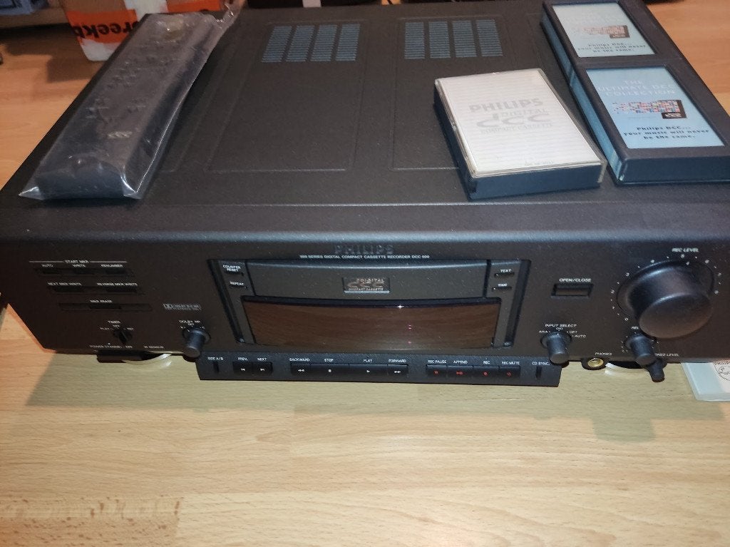 Philips DCC 900 (Digital Compact Cassette recorder), Ophalen, Enkel, Philips