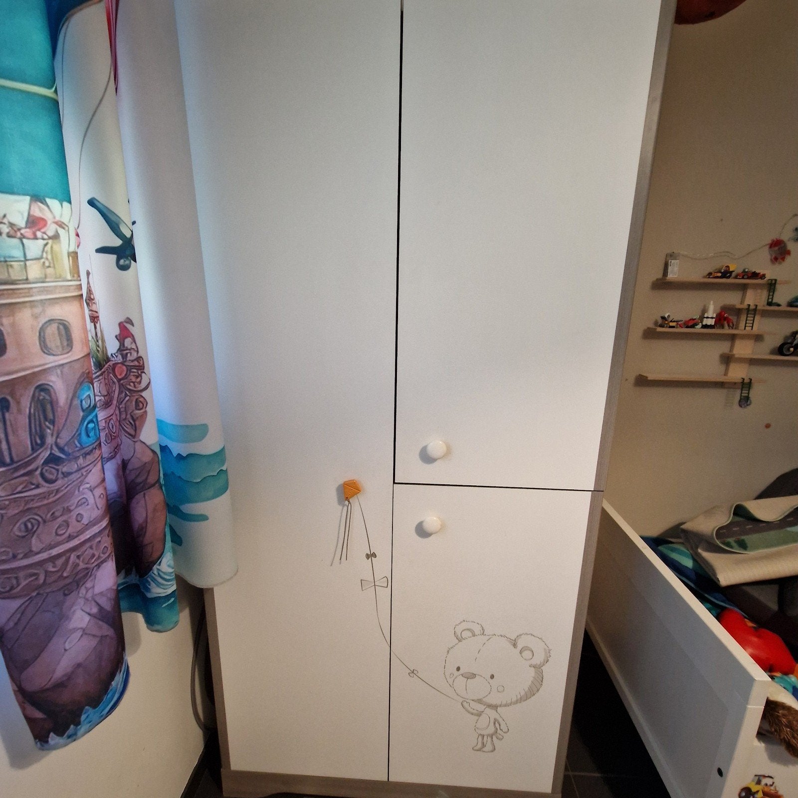 Kleerkast en verschoontafel, Ophalen