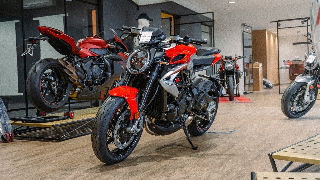 PROMO MV Agusta Brutale 800 RR Ottantesimo - nieuw, Nieuw, Motorrijbewijs A, Bedrijf, Meer dan 35 kW