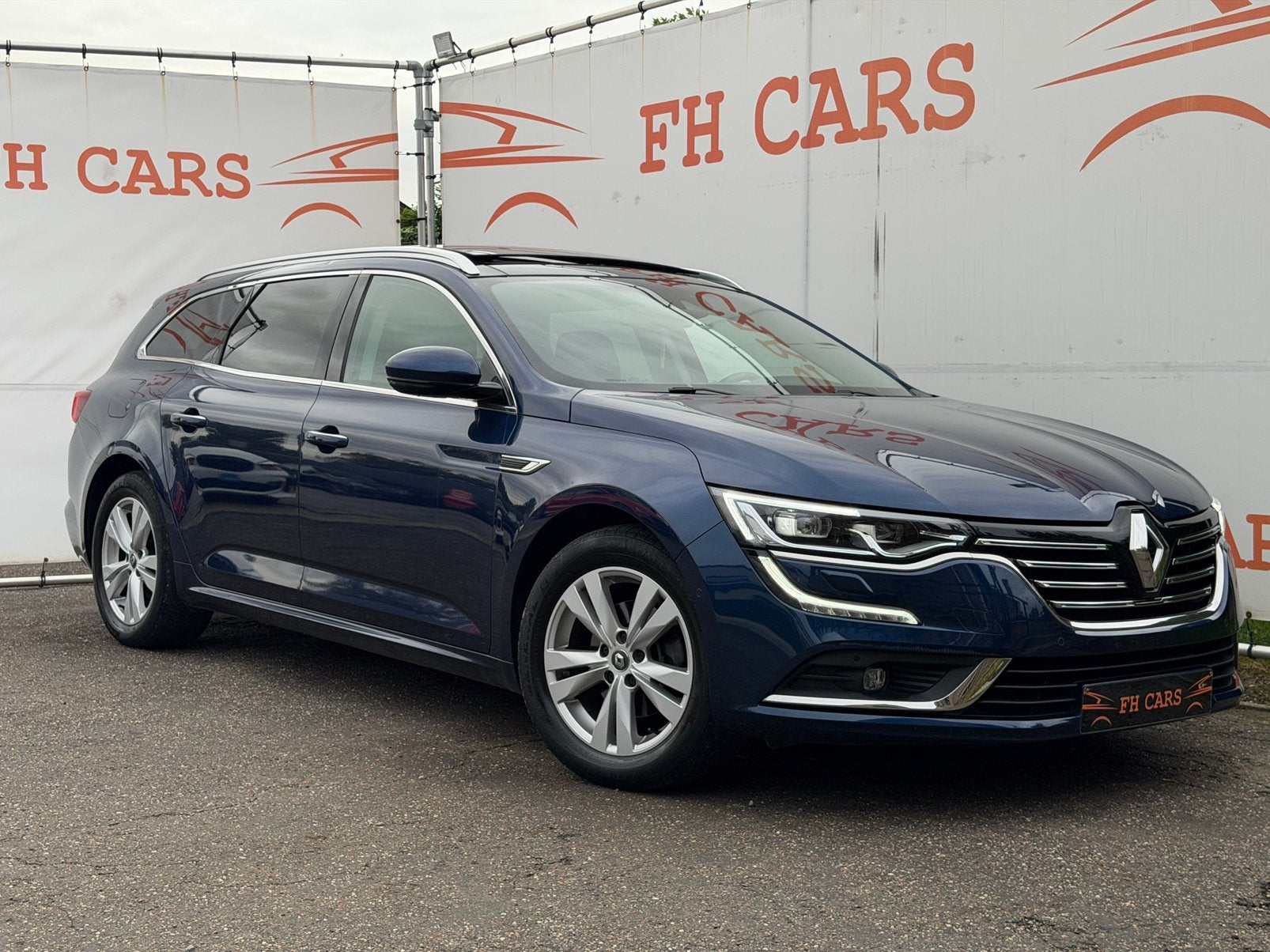 Renault Talisman 1.6 TCe *BENZINE*AUTOMATIC*FULL OPTION*PANO, Auto's, 1618 cc, 4 cilinders, https://public.car-pass.be/vhr/80eb085e-997a-4d99-9e0e-3d5cbbba9c1e