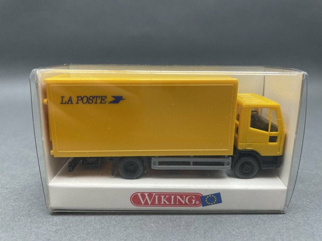 Camion IVECO La Poste Française 1/87 HO WIKING Neuf + Boite, Enlèvement, Neuf, Bus ou Camion, Wiking