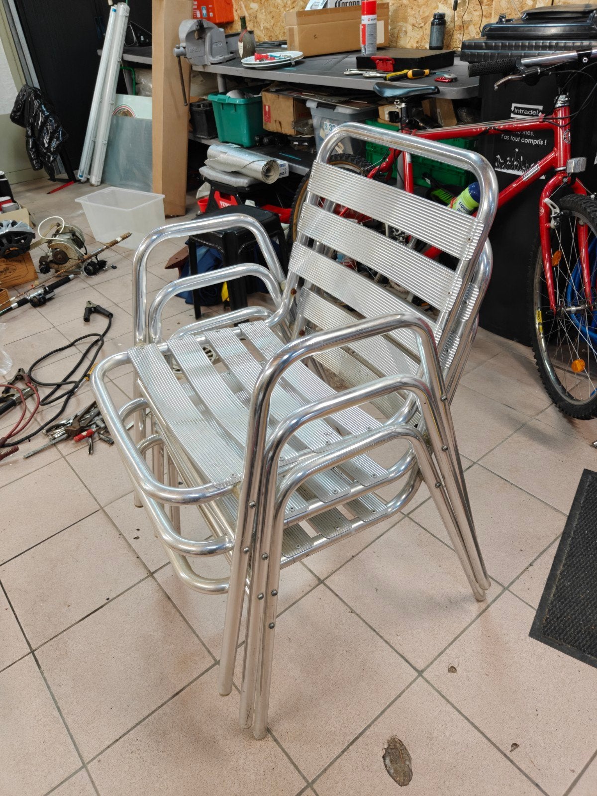3 Chaises design en alu, Enlèvement