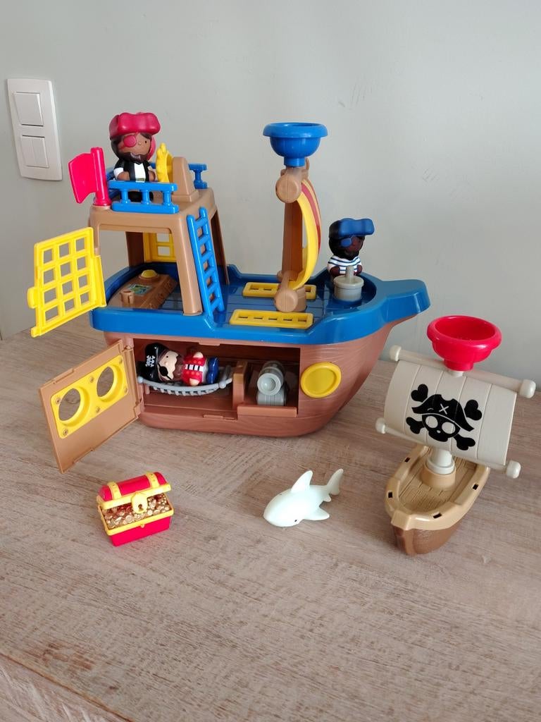 Piratenschip met licht en geluid, Enlèvement, Comme neuf, Découverte, Sonore
