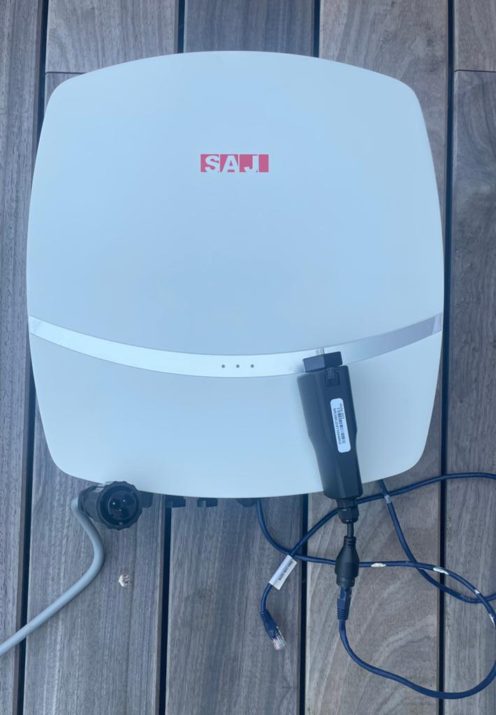 SAJ omvormer 5kwh:   r5-3k-s2-15, Doe-het-zelf en Bouw, Ophalen, Zo goed als nieuw