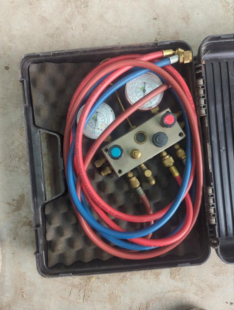 Refco BM4-3-DS-32 4-weg manifold voor R32 en R410A, Ophalen