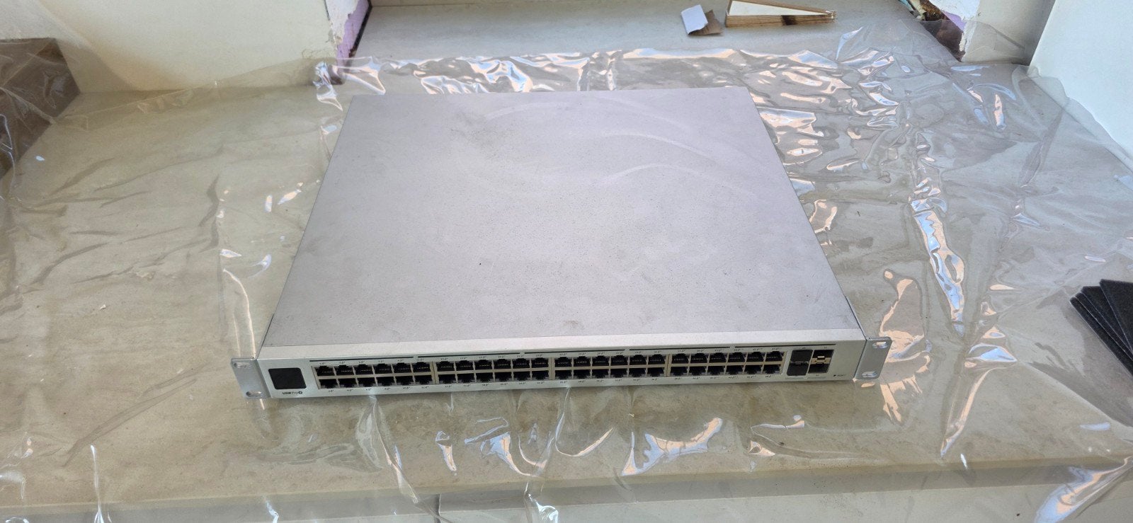 ubiquiti unifi pro 48 poe switch, Informatique & Logiciels, Commutateurs réseau, Enlèvement