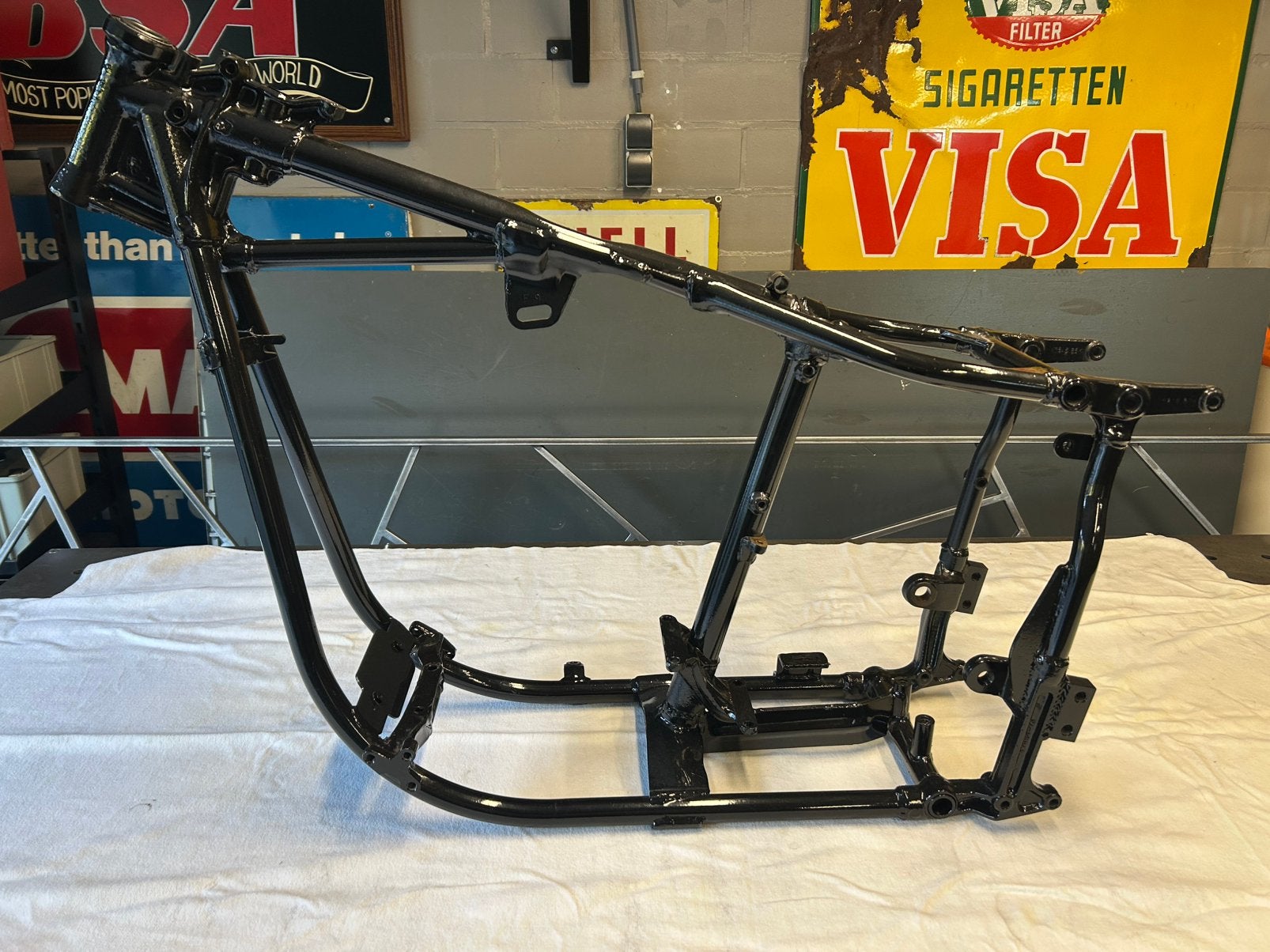 Shovelhead frame mooi gelakt., Motoren, Ophalen