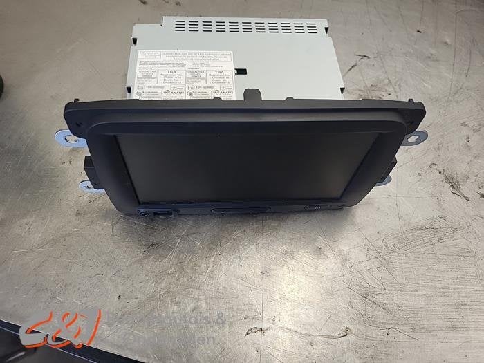 Radio van een Renault Trafic, Gebruikt, -, Renault, -