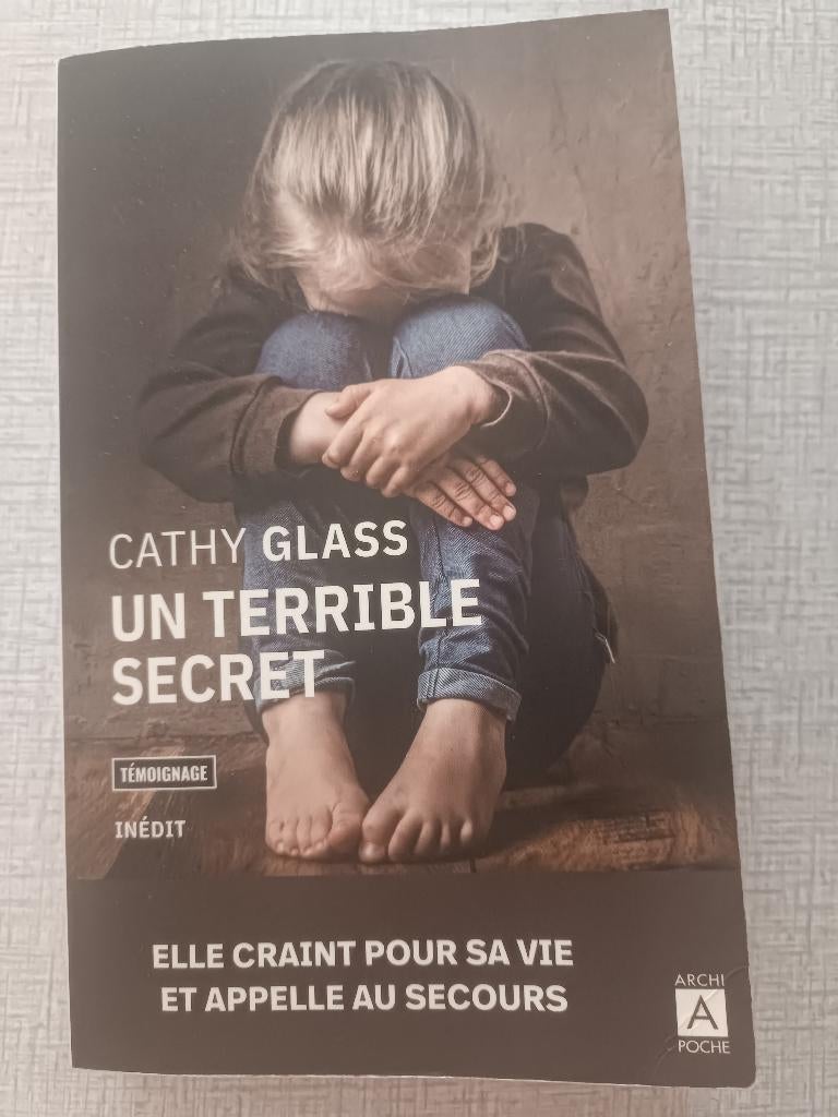 Cathy Glass un terrible secret, Boeken, Ophalen, Zo goed als nieuw