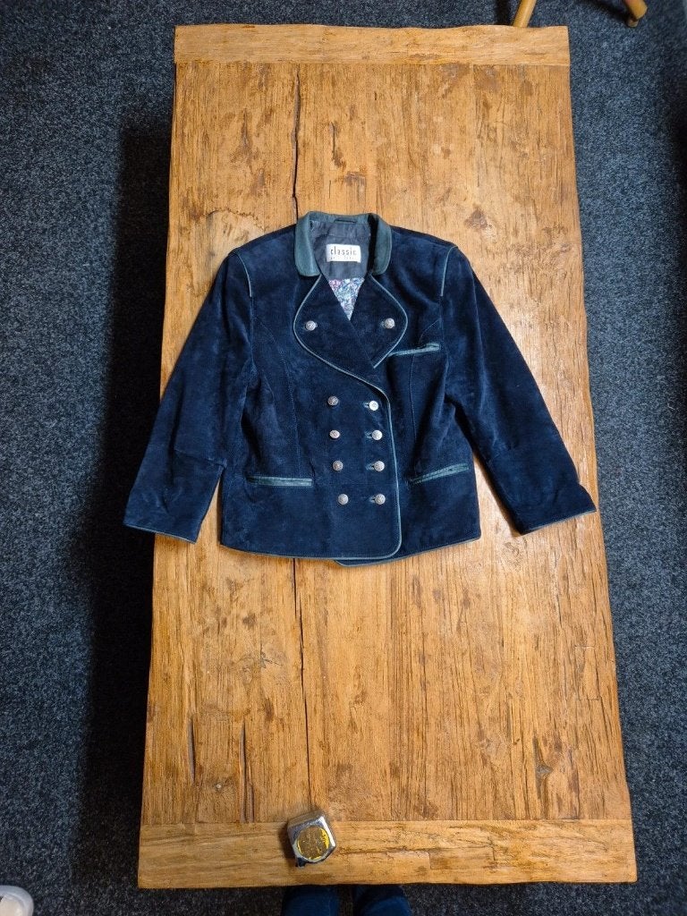 Mooie suede jas, Kleding | Dames, Maat 38/40 (M), Blauw, Classic-pelz-leder, Ophalen of Verzenden