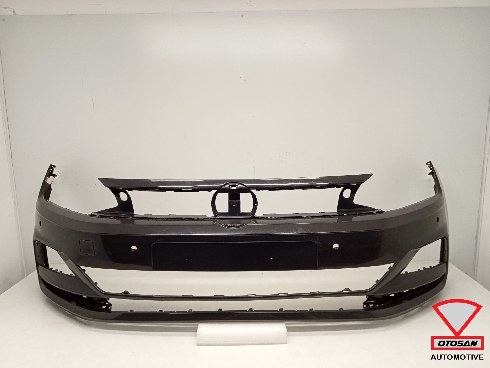 VW Polo 2G 2017-2021 Voorbumper Bumper 4xPDC, Auto-onderdelen, Gebruikt, Volkswagen, Volkswagen AG, Vw@volkswagen.de