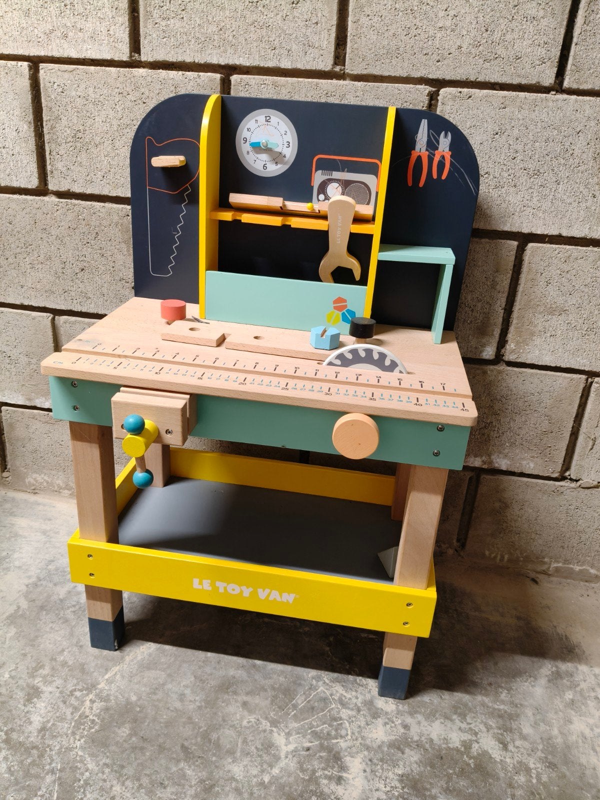 Houten kinderwerkbank, Ophalen, Zo goed als nieuw