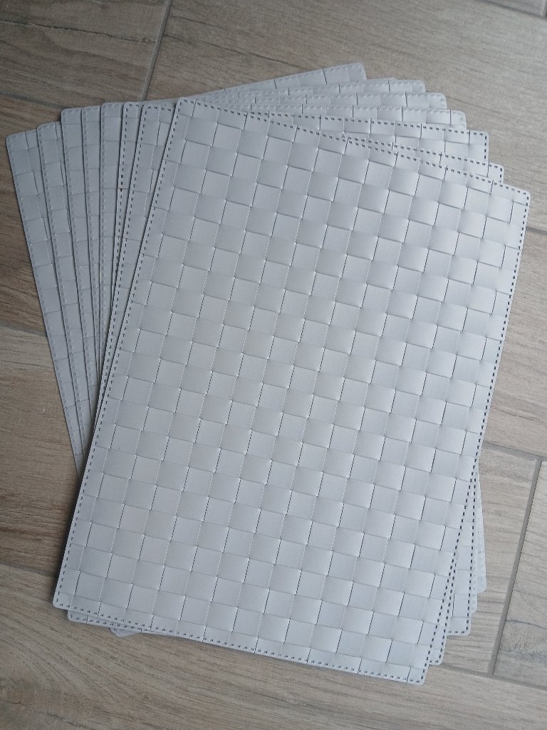 Blocs, sets de table, Maison & Meubles, Enlèvement, Comme neuf, Gris, Set de table