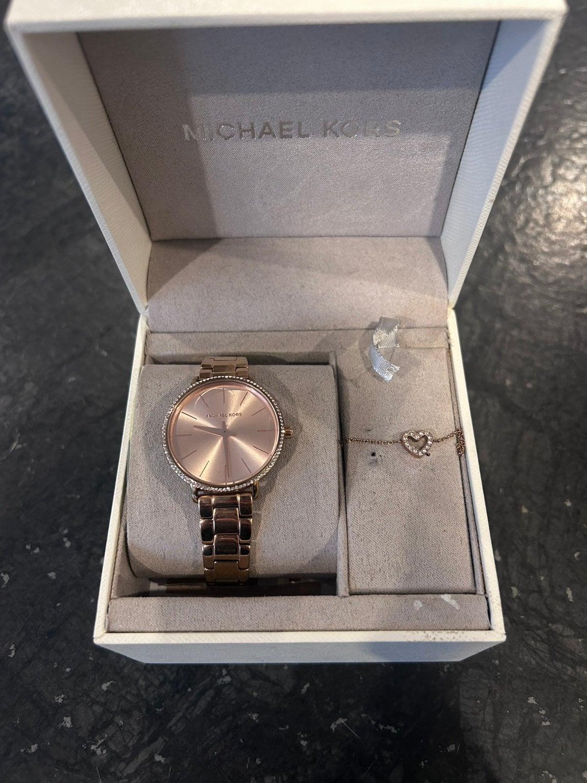 Michael Kors horloge en armband, Handtassen en Accessoires, Horloges | Dames, Ophalen, Zo goed als nieuw