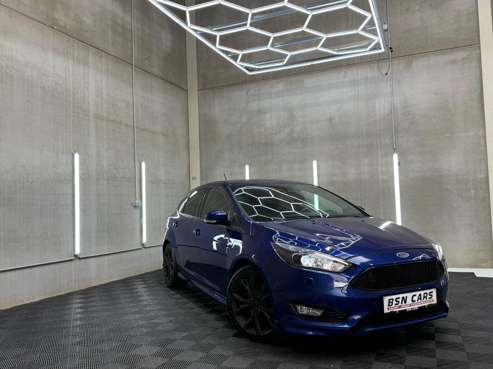 FORD FOCUS ST LINE/1.5BENZINE/CAMERA/SFEER/CARPLAY/GARANTIE, Autos, Focus, Essai à domicile, Achat, https://public.car-pass.be/vhr/bb9cce16-4900-4630-8e0d-3399420d7ee3