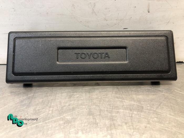 Radio omlijsting van een Toyota Starlet (Starlet 95-), Auto-onderdelen, Gebruikt, -, -, Ophalen of Verzenden