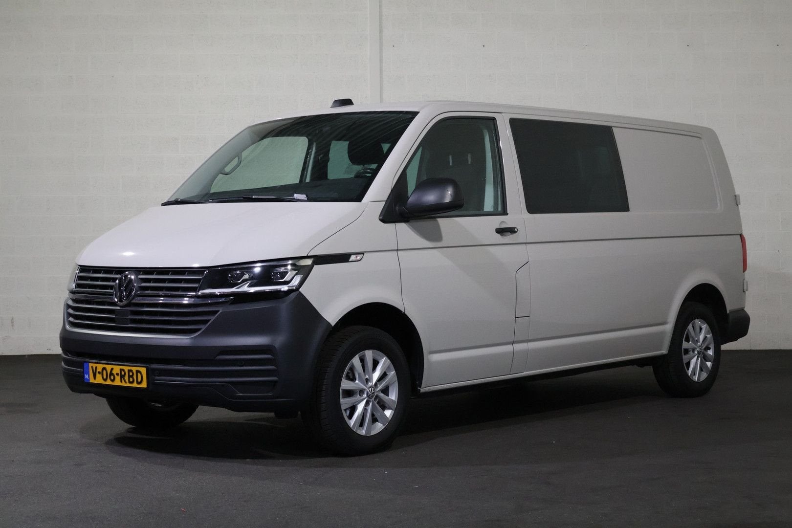 Volkswagen Transporter 2.0 TDI L2 H1 150pk Automaat DC, Argent ou Gris, Achat, Diesel, Automatique