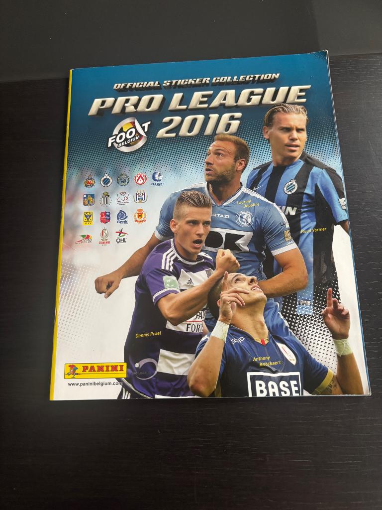 Album Panini Football Pro League 2016-complet, Verzamelen, Ophalen of Verzenden, Gebruikt, Poster, Plaatje of Sticker