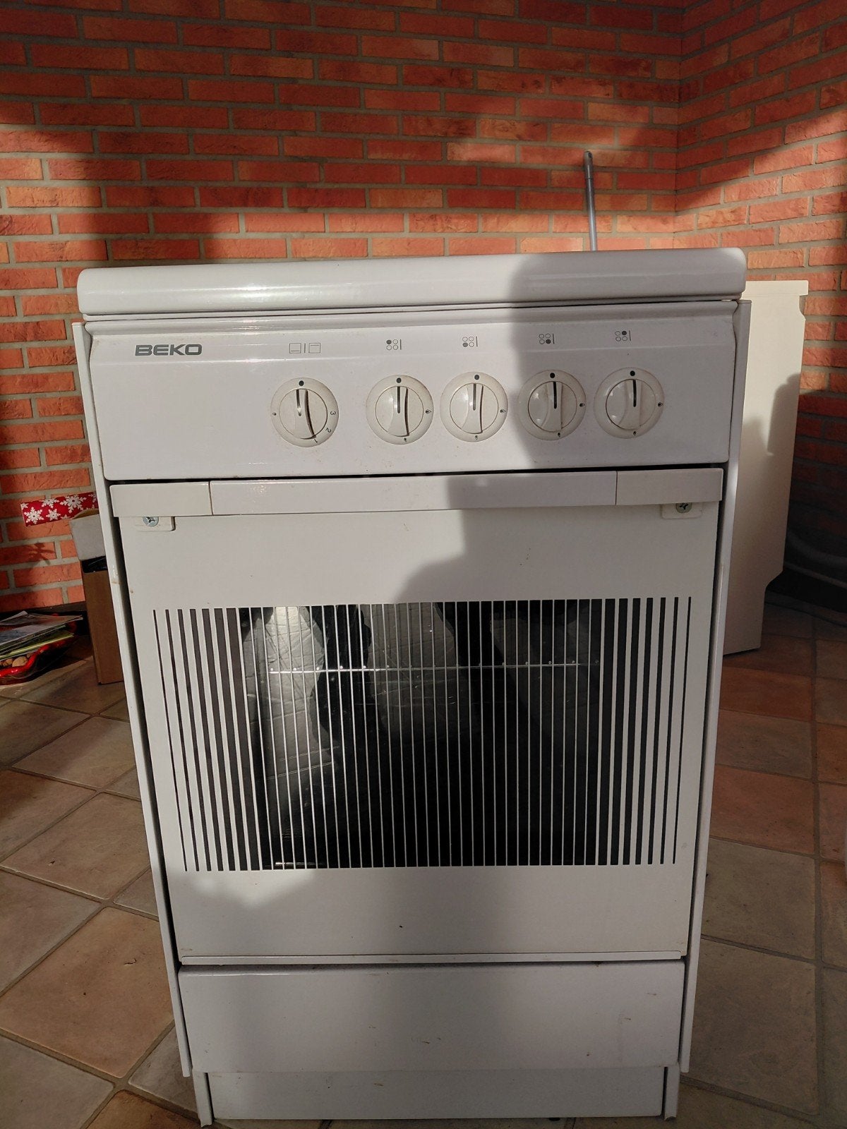 Cuisiniere a gaz BEKO 4 feux-neuve jamais utilisee., Electroménager, Enlèvement, Gaz