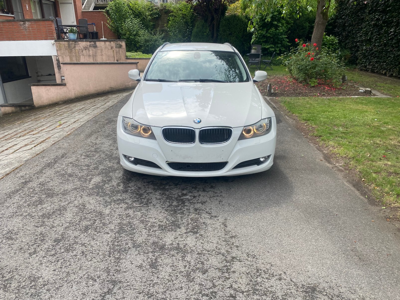 BMW 318 benzen 2011 met 17500 km, Auto's, Euro 5, 4 cilinders, Wit, 5 deurs