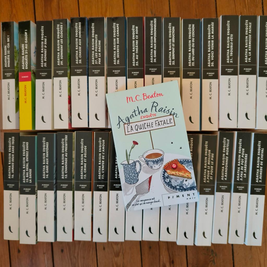 32 livres Agatha Raisin, Boeken, Detectives, Ophalen