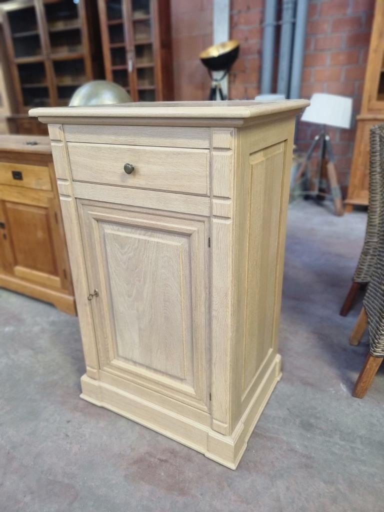 Armoire latérale/armoire d'entrée en chêne :, Avec tablette(s), Comme neuf, Landelijk, Enlèvement