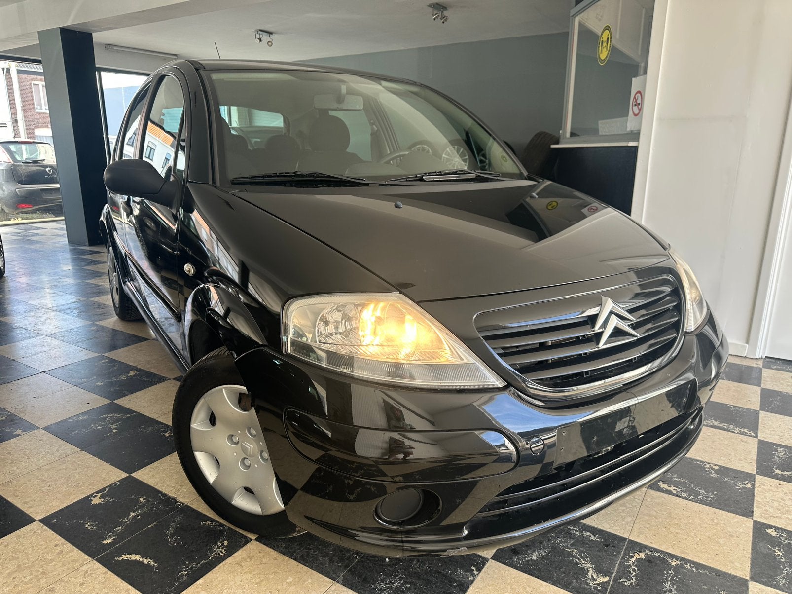 Citroen C3 1.2 Essence ***94000km****, 1124 cm³, Achat, https://public.car-pass.be/vhr/1a027138-95b3-48bd-9bce-605b1c6e938f, Entreprise