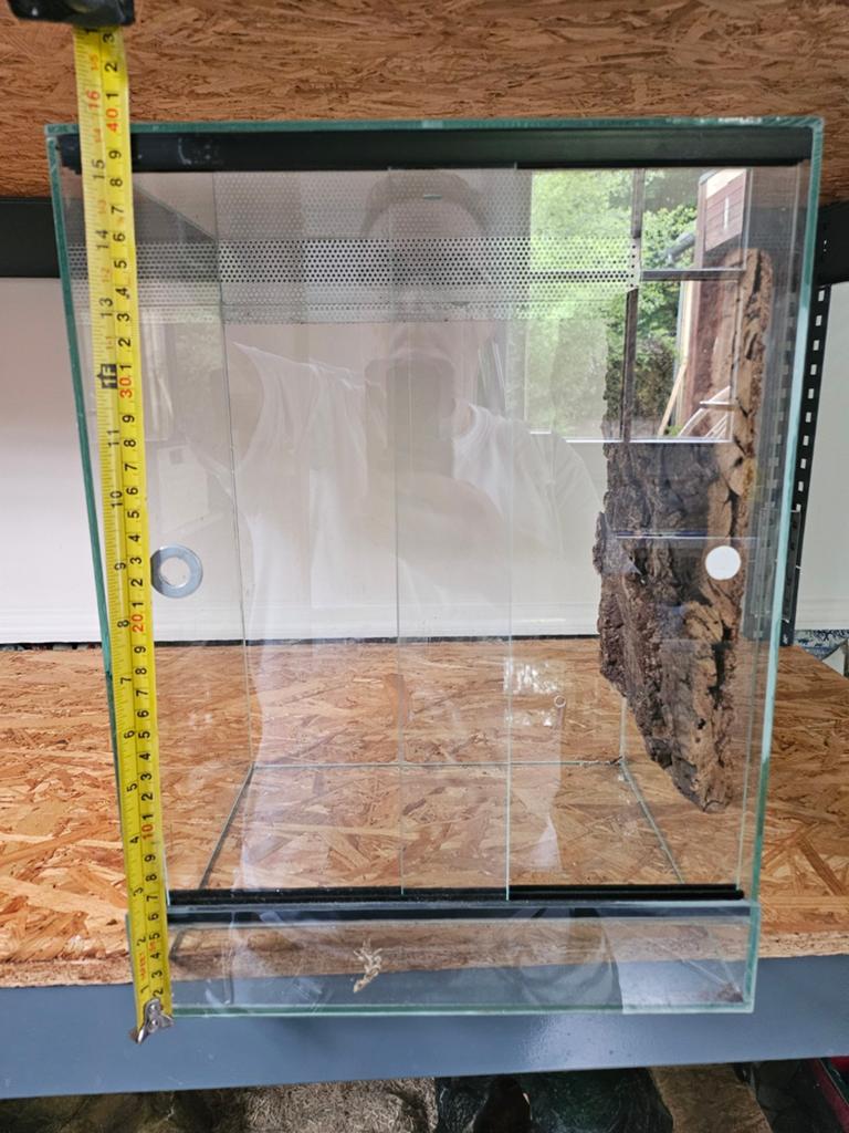 Terrarium vertical
