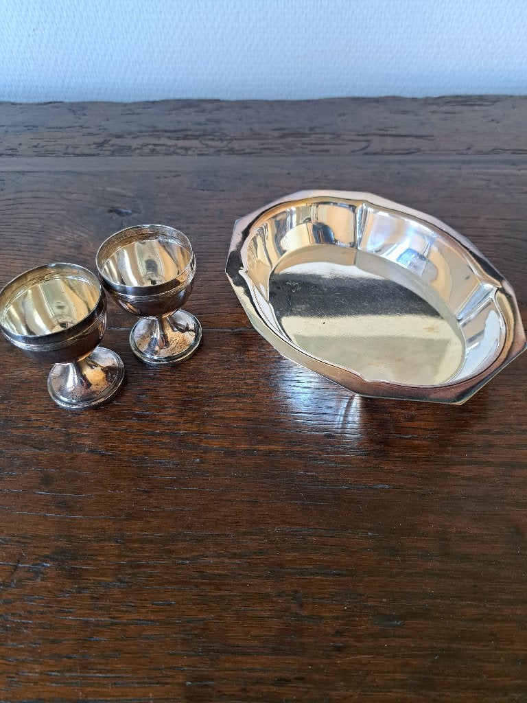 Verzilverde eierdopjes en schaal uit de jaren ´40, Antiek en Kunst, Antiek | Zilver en Goud, Ophalen of Verzenden, Zilver