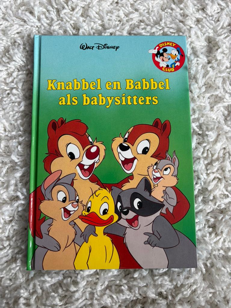 Disney club - Knabbel en Babbel als babysitters, Ophalen of Verzenden, Gelezen, Jongen of Meisje, Fictie algemeen
