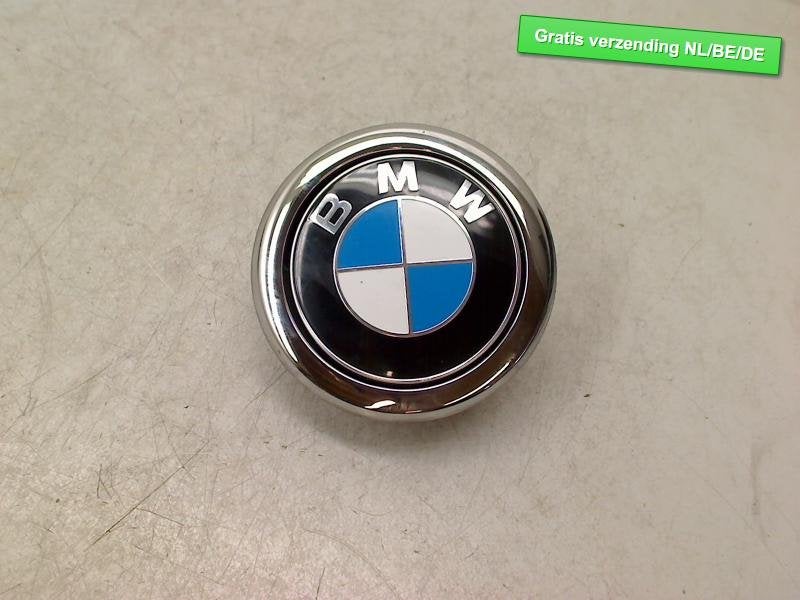 ACHTERKLEP EMBLEEM OPENER BMW 1 serie (F20) (7248535), Utilisé, BMW, Petuelring 130
80809  München, DE, Bayerische Motoren Werke AG