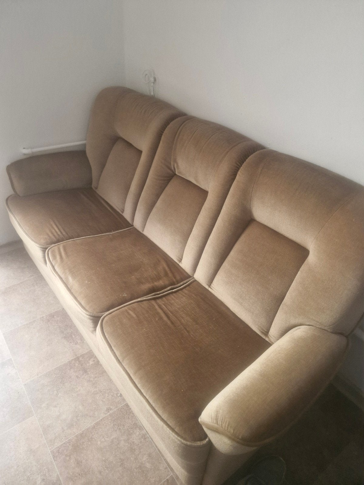 Fauteuil a donner gratis