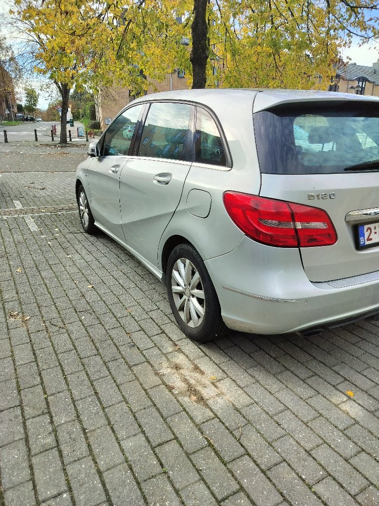 Mercedes-Benz, Autos, Achat, Boîte manuelle, Noir, Particulier
