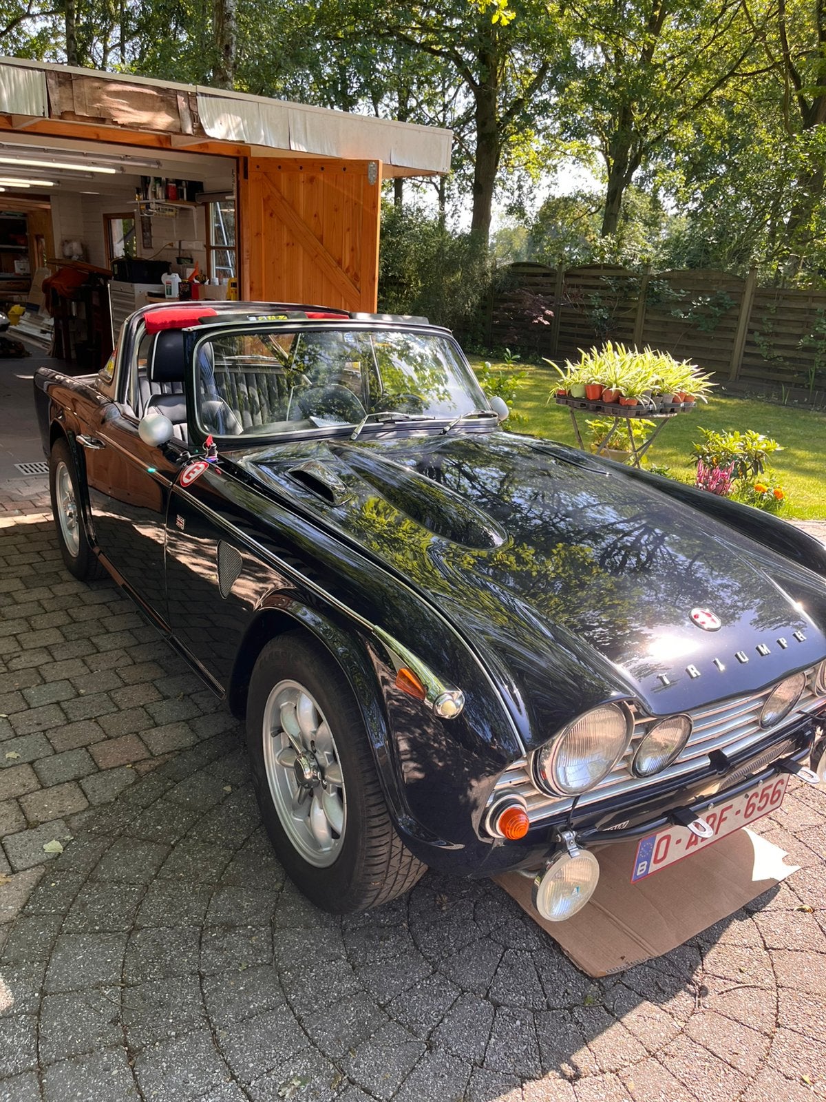 TRIUMPH TR4A — ENTIÈREMENT ÉQUIPÉE  ÉQUIPEMENT DE RALLYE, Autos, Achat, Boîte manuelle, TR4, Particulier