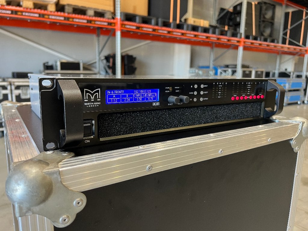 Martin Audio iKON iK81 8x1250W 8-channel amplifier, Audio, Tv en Foto, Luidsprekerboxen, Ophalen of Verzenden, Gebruikt, 150 watt of meer