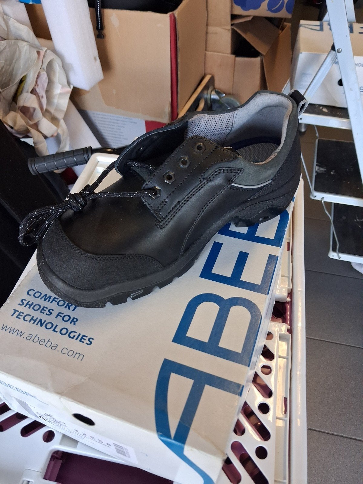 veiligheidschoenen maat 42, Bricolage & Construction, Vêtements de sécurité, Enlèvement, Neuf