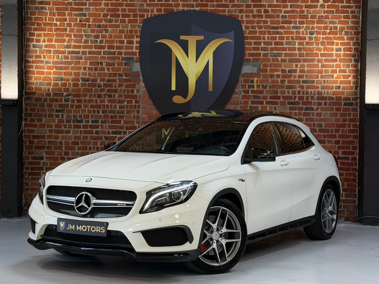 Mercedes-Benz GLA 45 AMG 4Matic, Auto's, Mercedes-Benz, Bedrijf, GLA, ABS, Achteruitrijcamera, Adaptieve lichten, Airbags, Airconditioning