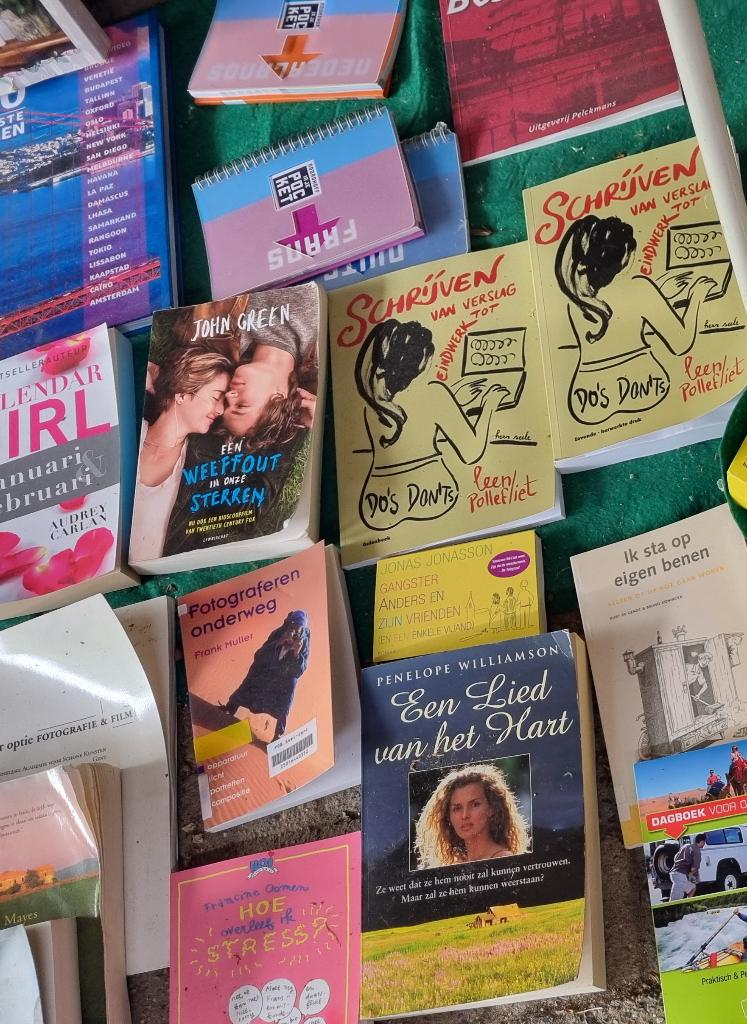 boeken -lot / pakket, Ophalen, Zo goed als nieuw