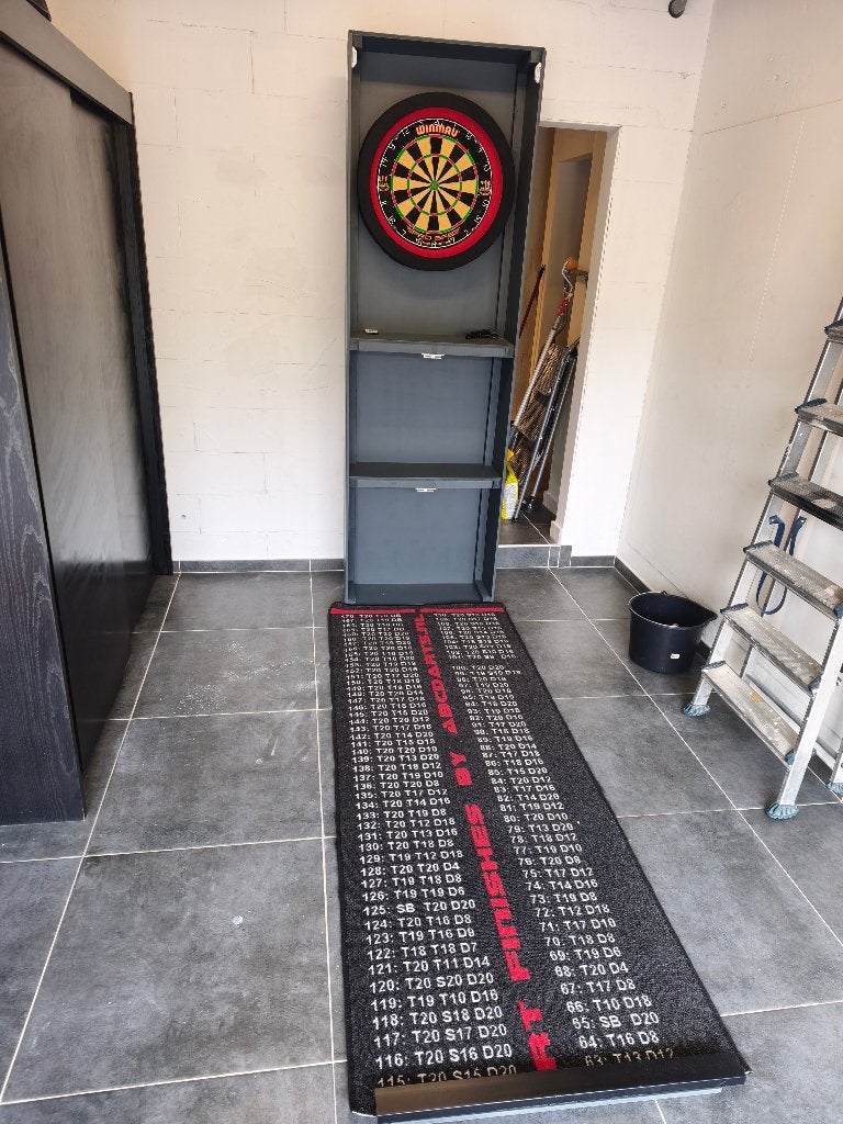 Darts kast, Sport en Fitness, Ophalen, Zo goed als nieuw, Dartbord