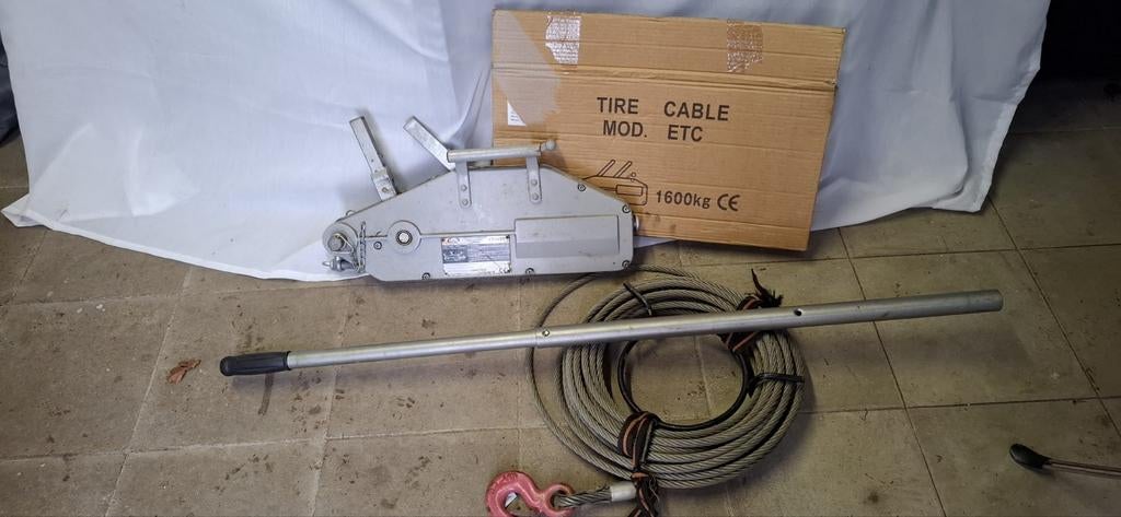 Tirfor staaldraadtakel 1600kg, Ophalen, Gebruikt