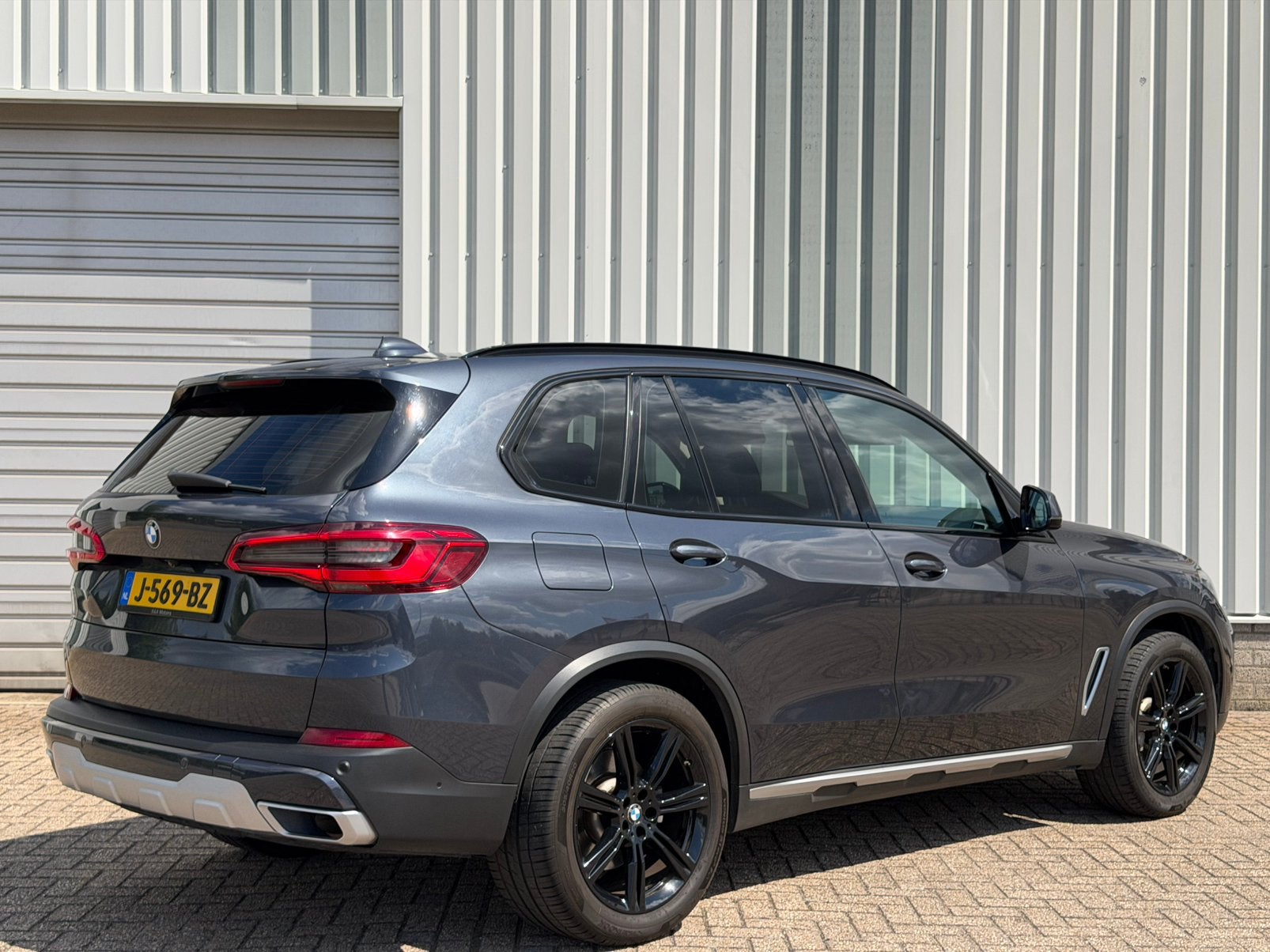 BMW X5 xDrive 30d High Executive | Softclose | HUD | Laser, Autos, Cuir, Argent ou Gris, Achat, Phares entièrement LED