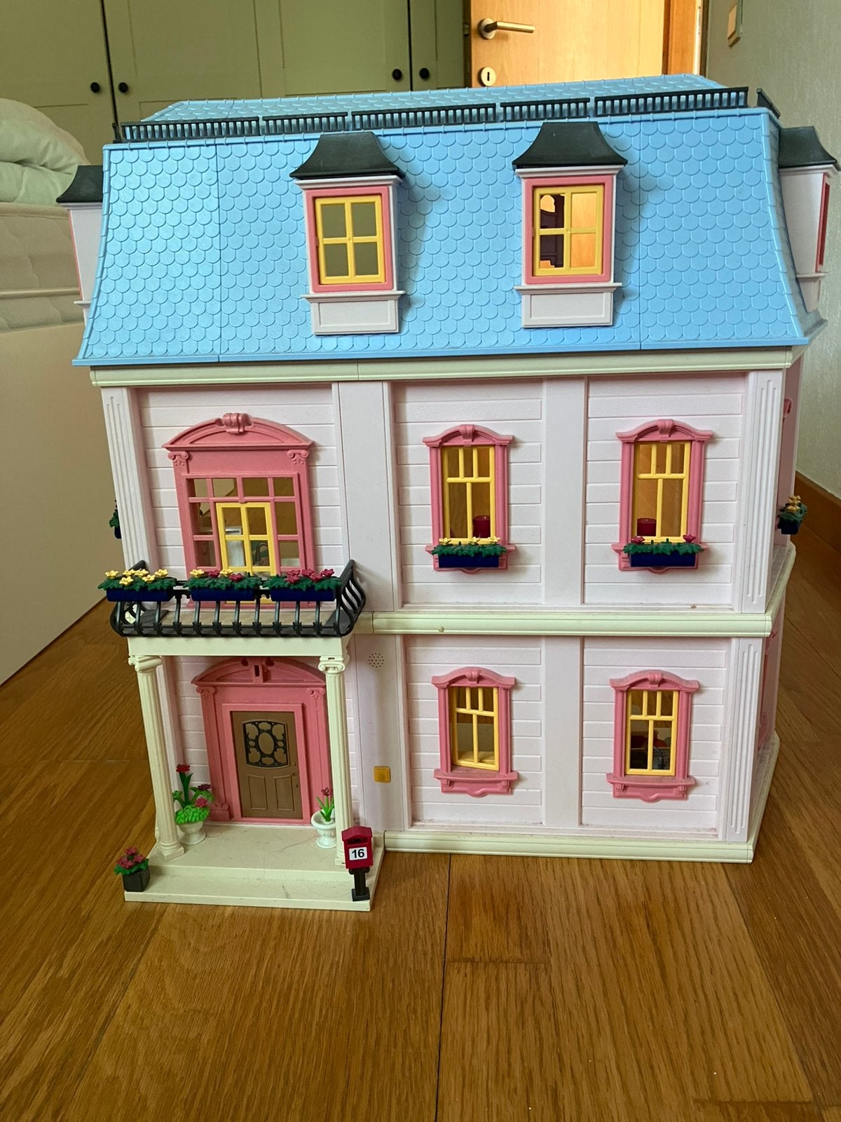 Maison traditionnelle playmobil meublée, Enfants & Bébés, Jouets | Playmobil, Enlèvement, Comme neuf, Kit complet, Bâtiment