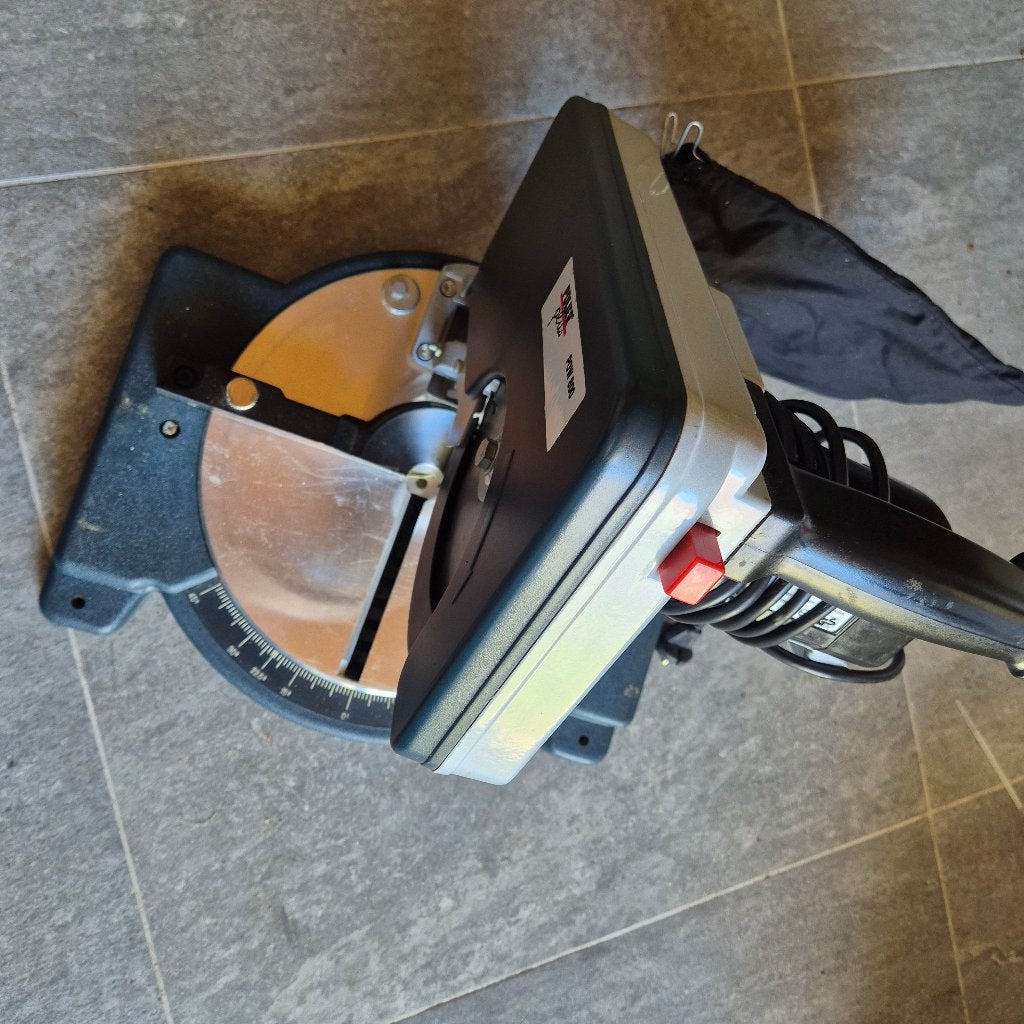 Zaagmachine, 600 à 1200 watts, 30 à 70 mm, Comme neuf, Enlèvement