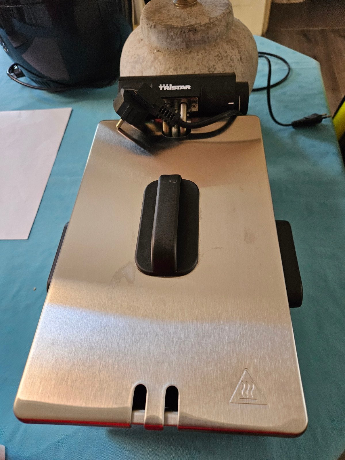 friteuse, Elektronische apparatuur, Frituurpannen, 2 tot 3 liter, Ophalen, Zo goed als nieuw, Uitneembare binnenpan