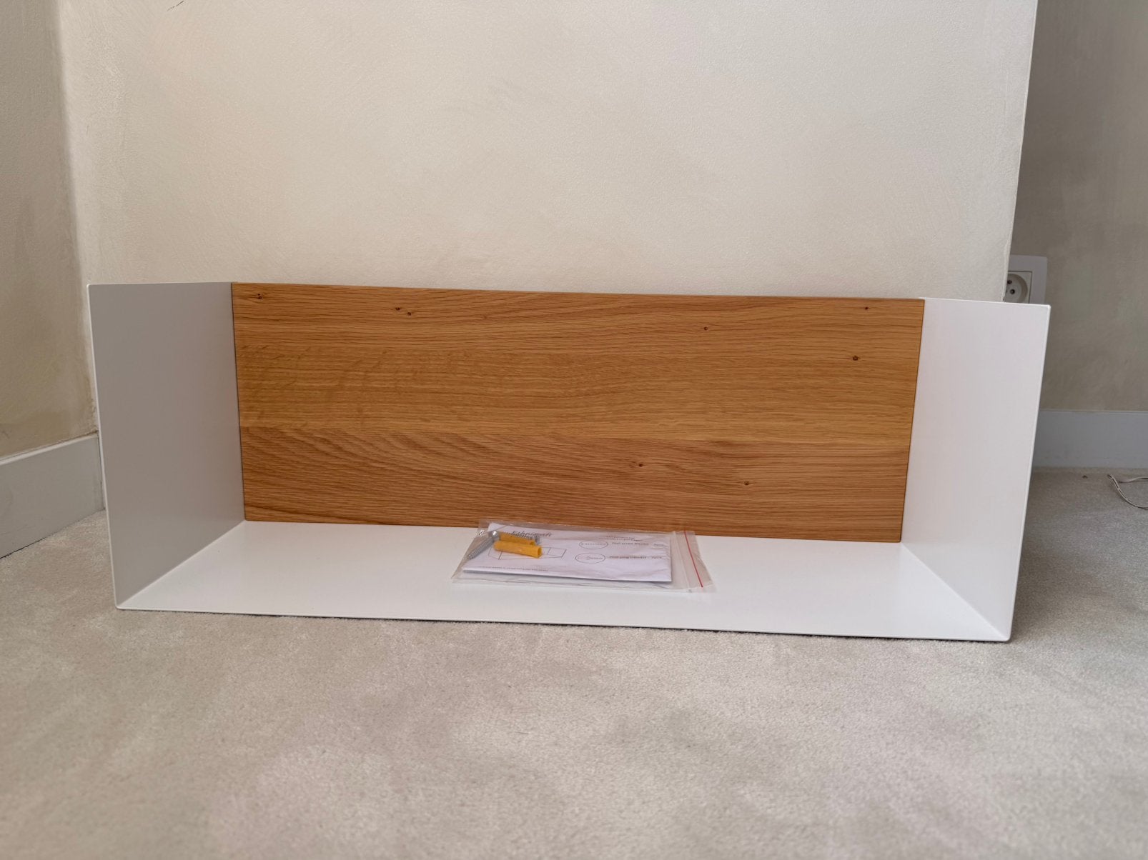 Ethnicraft U Shelf Medium, Huis en Inrichting, Woonaccessoires | Wandplanken en Boekenplanken, Ophalen, Nieuw
