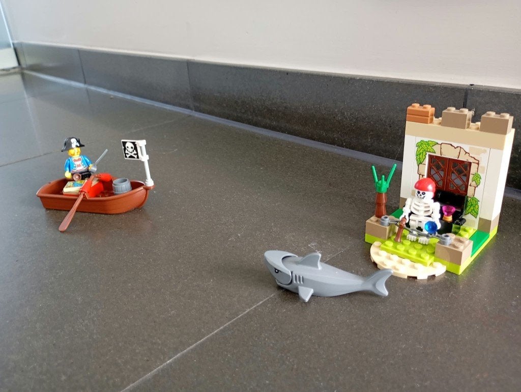 LEGO Juniors Pirate Treasure Hunt 10679, Kinderen en Baby's, Speelgoed | Duplo en Lego, Lego, Zo goed als nieuw, Inclusief instructies
